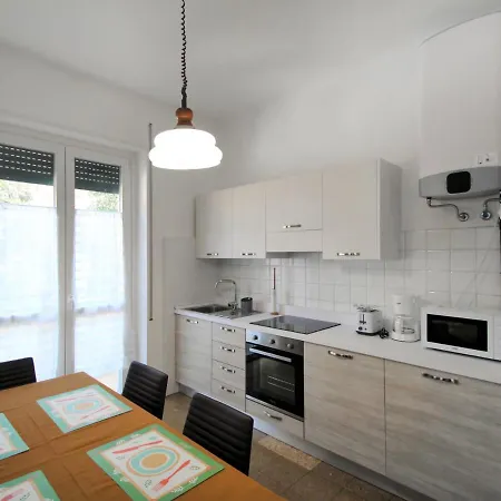 Virginia By Interhome Apartamento Laveno